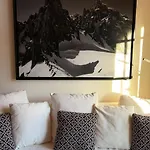 Elegant 1br *